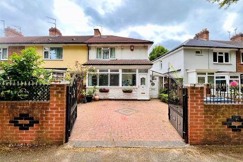 Fox Green Crescent, Birmingham, West Midlands, B27