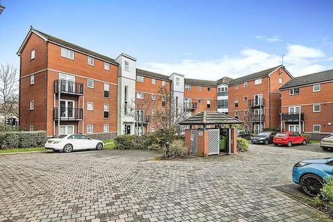 2 bedroom flat for sale, Kinsey Road, Smethwick, West Midlands, B66