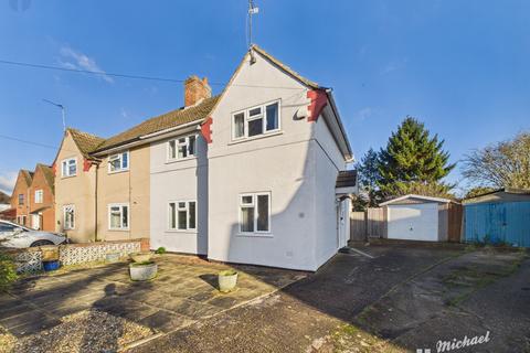 3 bedroom semi-detached house for sale, Elm Green, Aylesbury