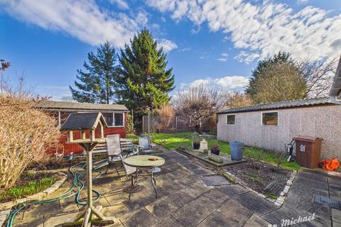 3 bedroom semi-detached house for sale, Elm Green, Aylesbury