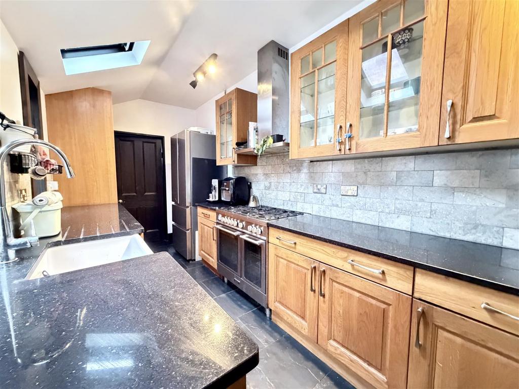 Fitted Kitchen