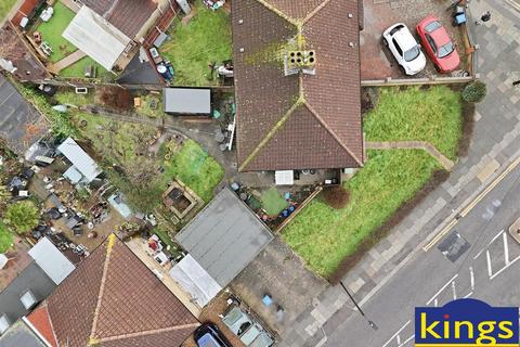 3 bedroom semi-detached house for sale, Haselbury Road, Edmonton, N9