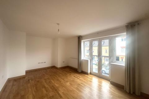 2 bedroom flat to rent, Westmeads Road, Whitstable, CT5