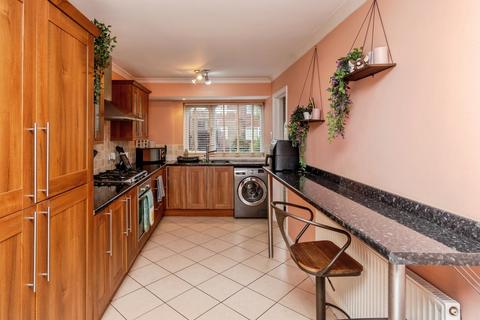undefined, Lewis Close, Willenhall, West Midlands, WV12