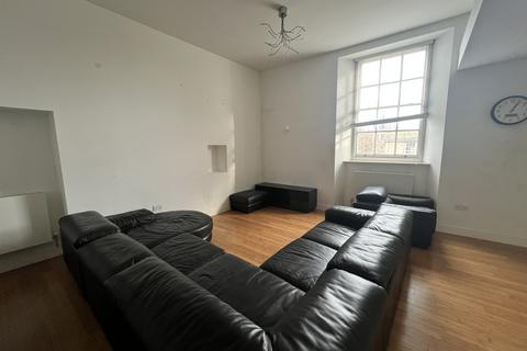 1 bedroom flat for sale, Flat 3, Vincent Court, 16 Craigie Drive, Plymouth, Devon PL1 3FW