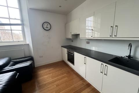 1 bedroom flat for sale, Flat 3, Vincent Court, 16 Craigie Drive, Plymouth, Devon PL1 3FW