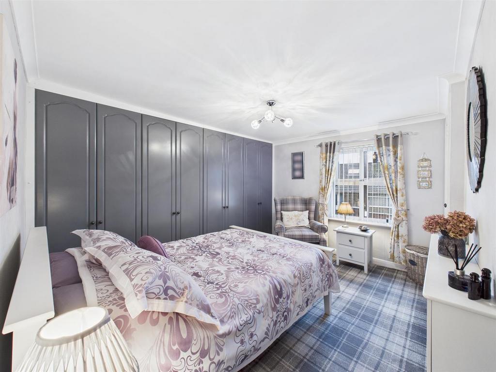 Bedroom: