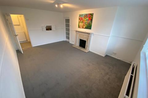 2 bedroom ground floor flat for sale, Rowland Way, Ashford, TW15