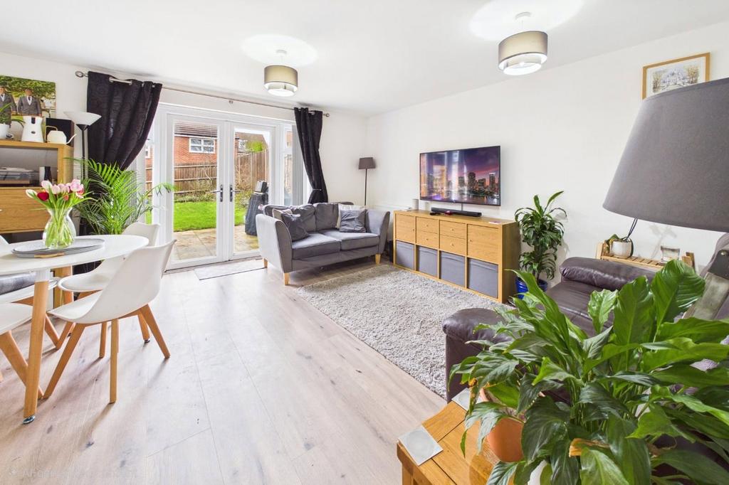 Living/Dining Room