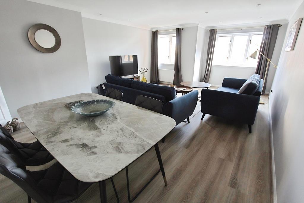 Dining to lounge area