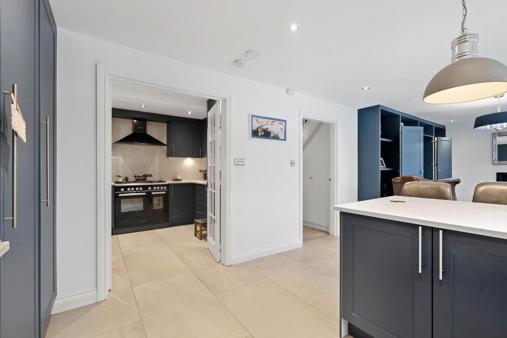 Kitchen 2