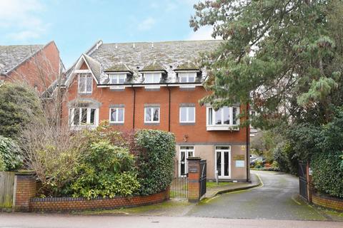 undefined, Half Moon Lane, Herne Hill, London, SE24