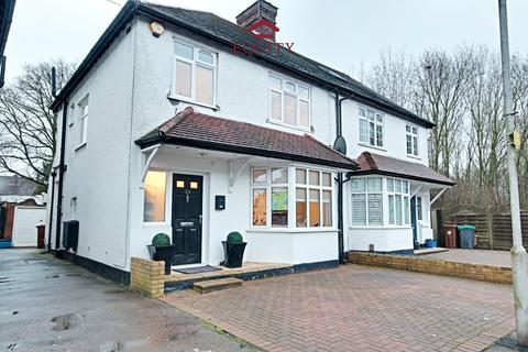 Hill Crest, Potters Bar, Hertfordshire, EN6