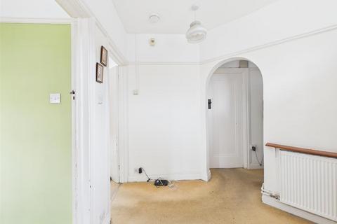 3 bedroom detached house for sale, Fairdene Road, Coulsdon CR5