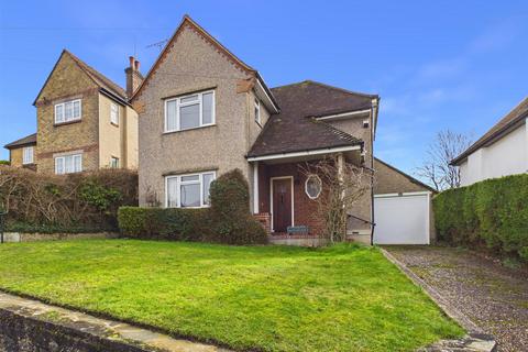 Fairdene Road, Coulsdon CR5
