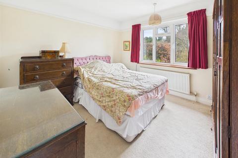 undefined, Fairdene Road, Coulsdon CR5