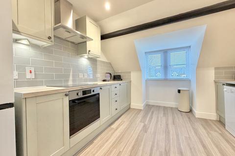 3 bedroom flat for sale, Keele Close, Watford, WD24