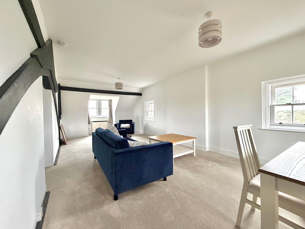 Living/Dining Room