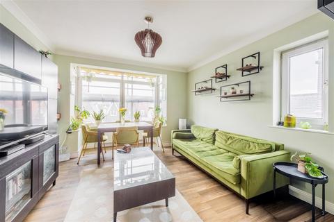 3 bedroom apartment for sale, Aymer House, Hove