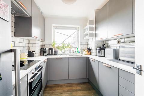 3 bedroom apartment for sale, Aymer House, Hove
