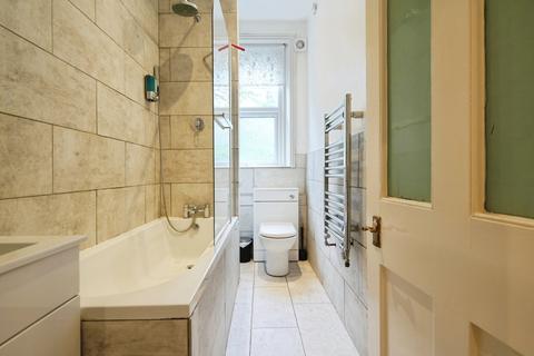 2 bedroom flat for sale, Second Avenue, Hove, BN3