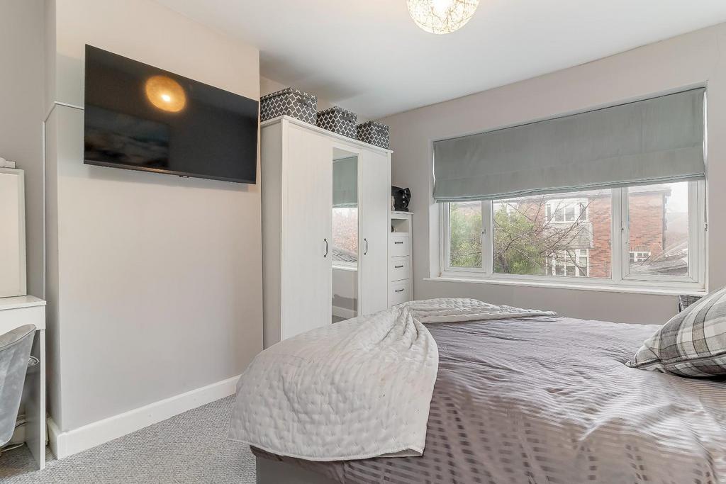 Bedroom 1 - A.jpg