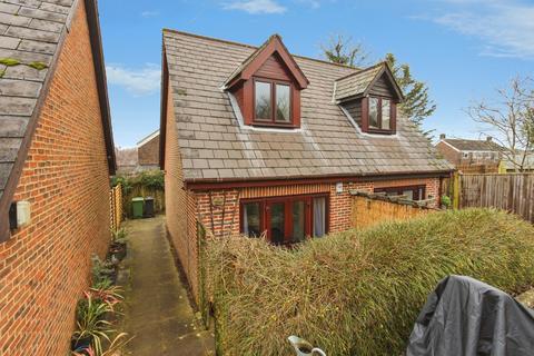 1 bedroom semi-detached house for sale, High Street, Ticehurst, Wadhurst, East Sussex, TN5