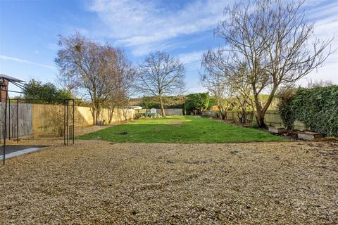 5 bedroom detached house for sale, King Edward Avenue, Aylesbury HP21