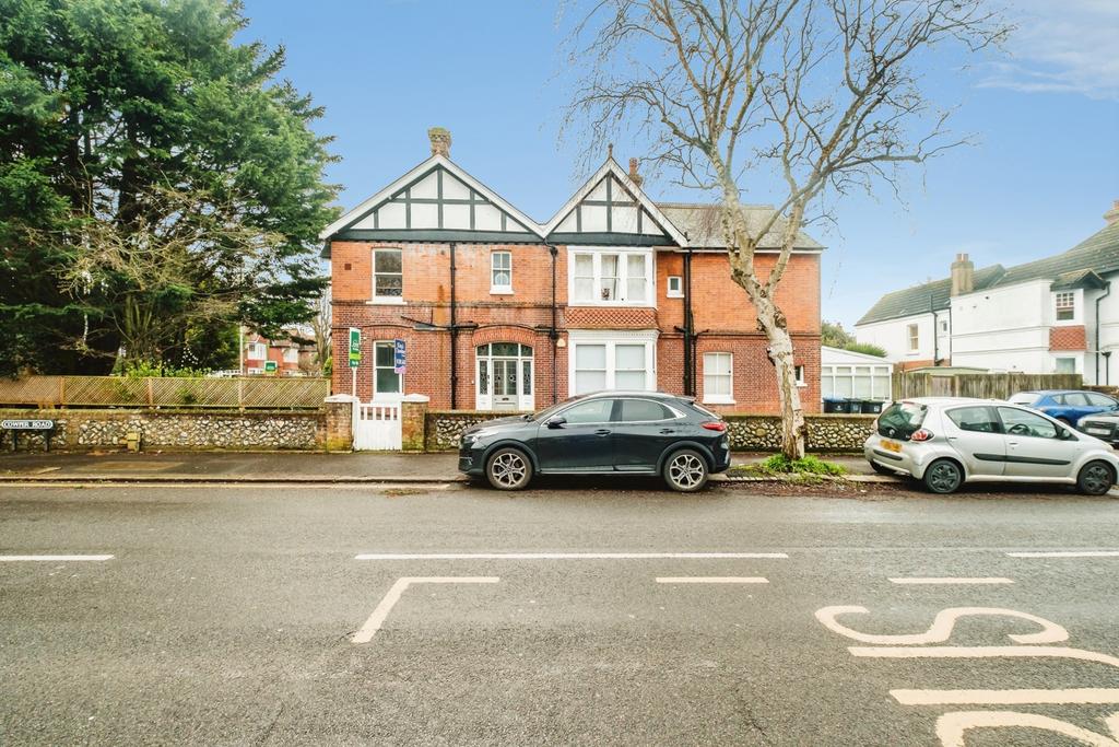Pbox-IMG.jpg