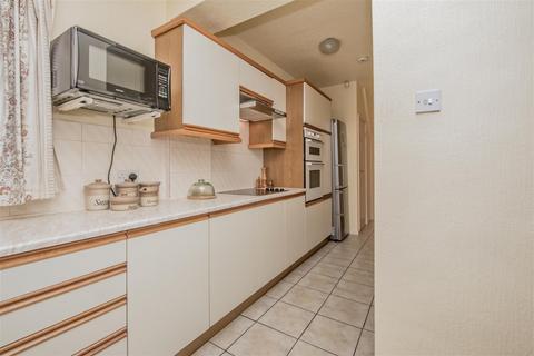 3 bedroom semi-detached house for sale, Scatcherd Lane, Morley, Leeds