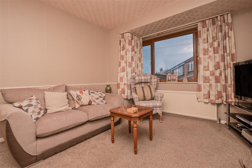 Living Room: