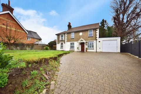 undefined, Queens Road, MAIDSTONE, Kent, ME16