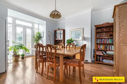 undefined, Cheyne Walk, London
