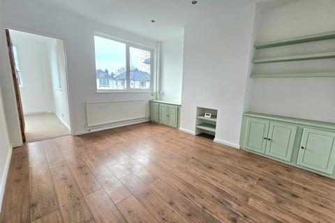 undefined, Matlock Gardens, Hornchurch, RM12