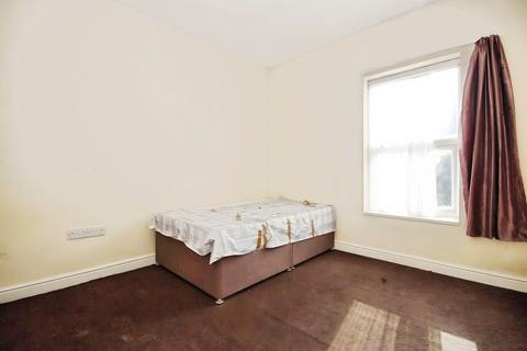 2 bedroom terraced house for sale, 12 Latham Road, Earlsdon, Coventry, West Midlands CV5 6HR