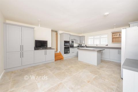 undefined, Istead Rise, Istead Rise, Kent