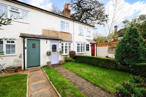 undefined, Pyrcroft Lane, Weybridge, KT13