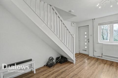 undefined, Ynys Hir, Pontypridd