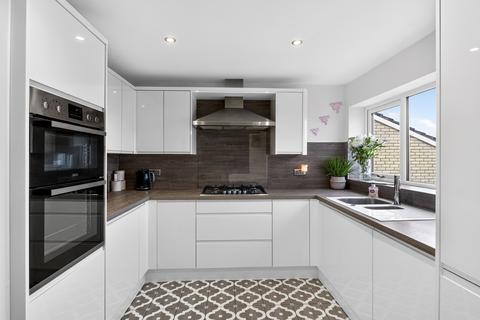 undefined, Gaynesford, Basildon, SS16