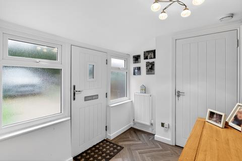 undefined, Gaynesford, Basildon, SS16