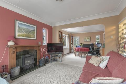 5 bedroom detached house for sale, Halstead Drive, Menston LS29