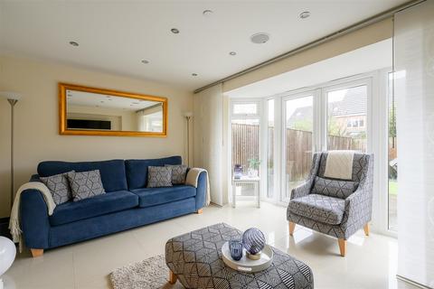 5 bedroom townhouse for sale, Chancellor Grove, Dringhouses, York, YO24 1UQ
