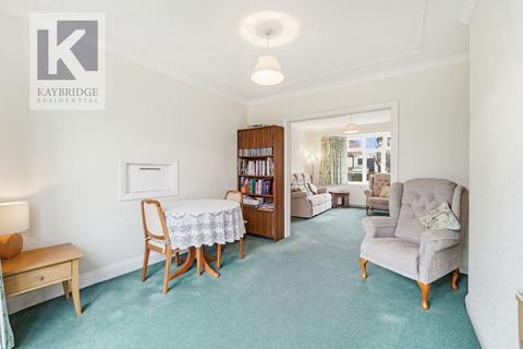 3 bedroom semi-detached house for sale, Walsingham Gardens, Epsom, KT19