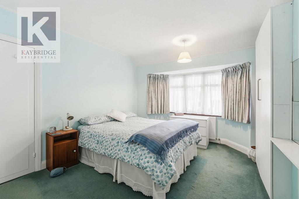 Walsingham Gardens, Epsom - KT19 0 LT