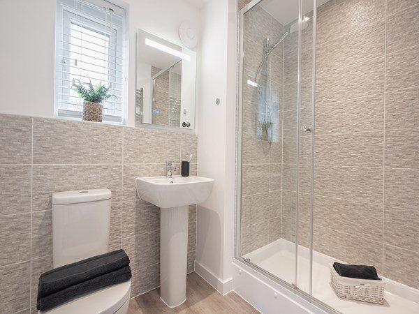 Ensuite
