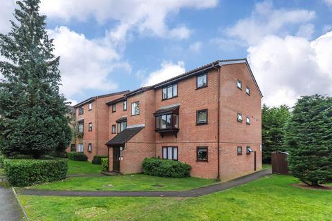 1 bedroom flat for sale, King Georges Avenue, Watford, WD18