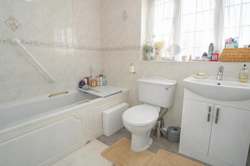 BATH.jpg