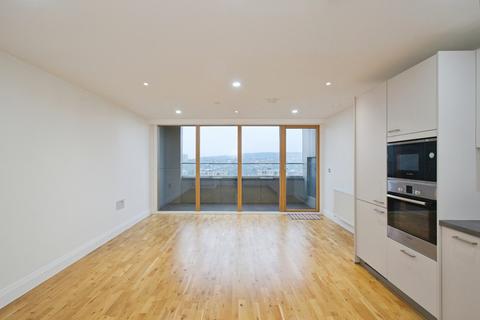 2 bedroom flat for sale, Wellington Street, London, SE18