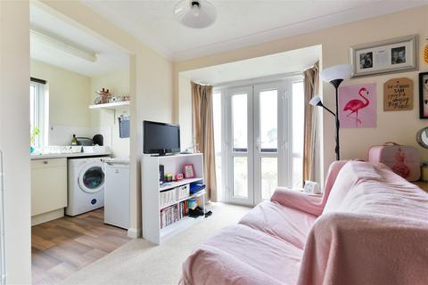 Studio for sale, Farriers Road, Epsom
