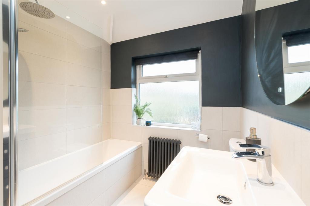 10 Kingswood Close 14.jpg